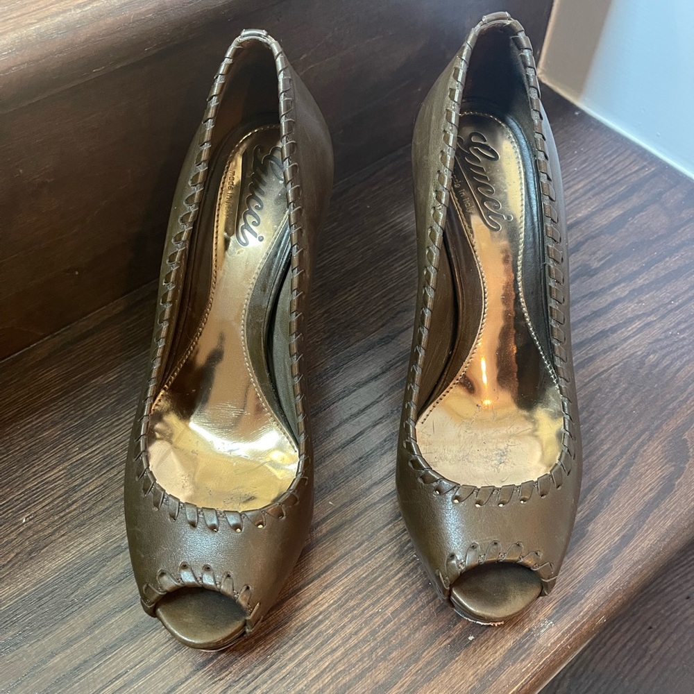 Gucci Brown Leather Whipstitch Peep-Toe Platform Pumps Size 37.5